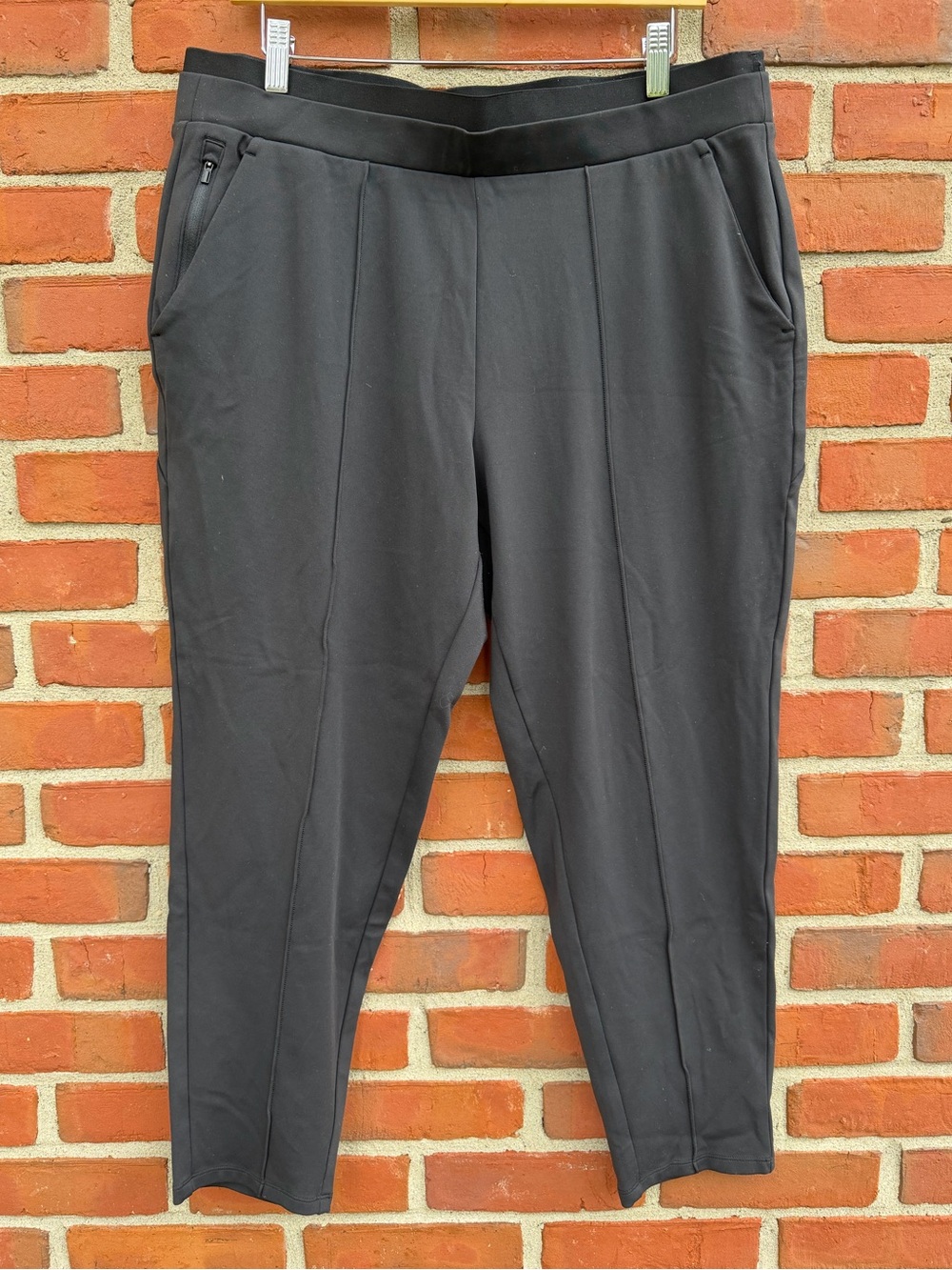 Athleta Black Venice Pintuck Pants